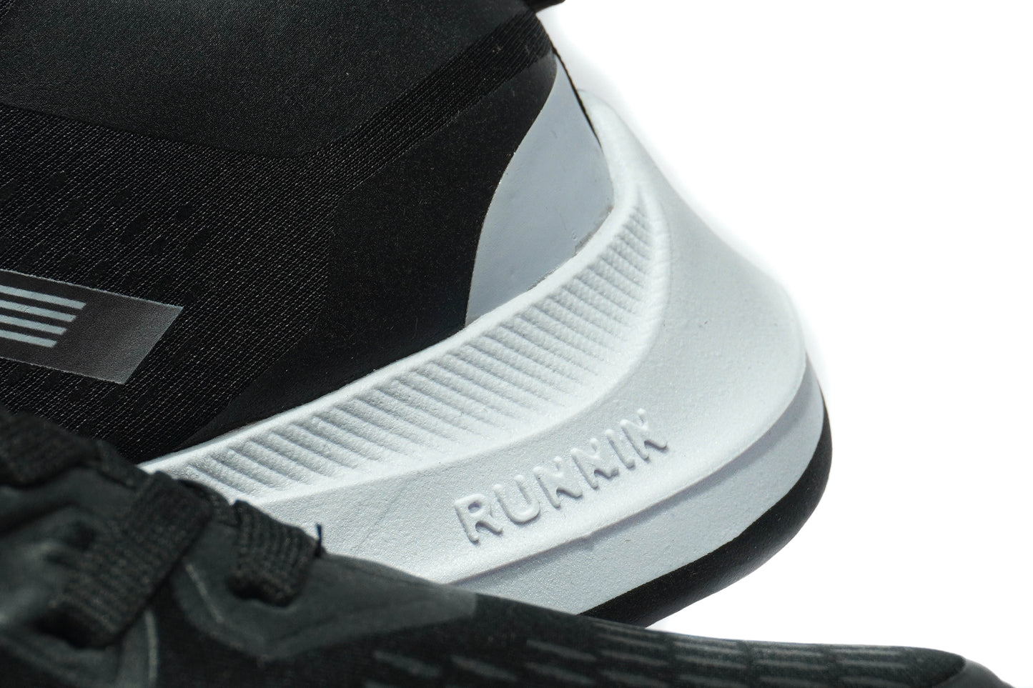 Sneaker Runnin Negro - Blanco